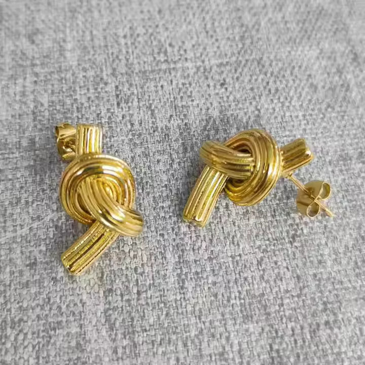 Knot C Shaped Earring 5 styles