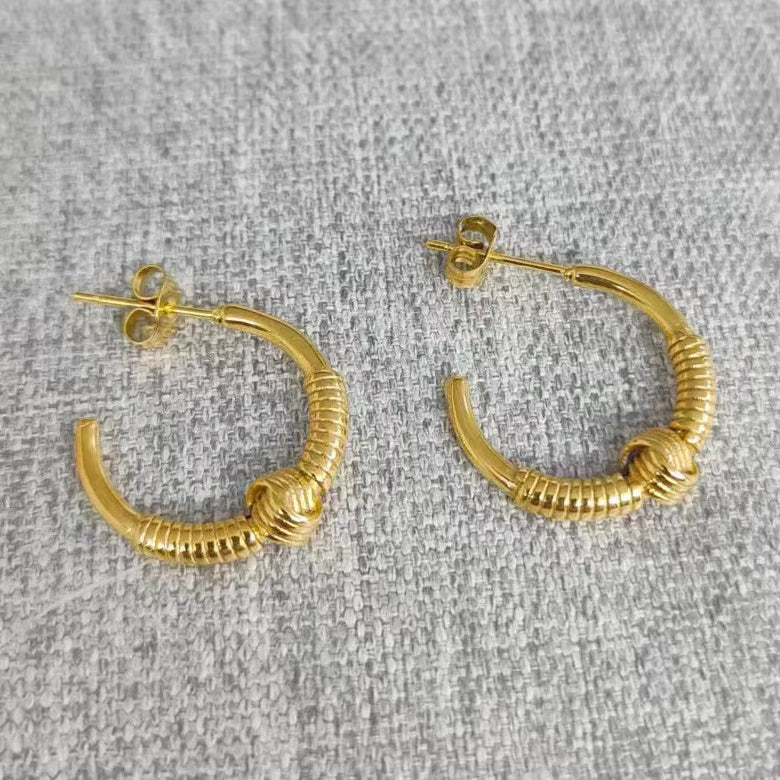 Knot C Shaped Earring 5 styles