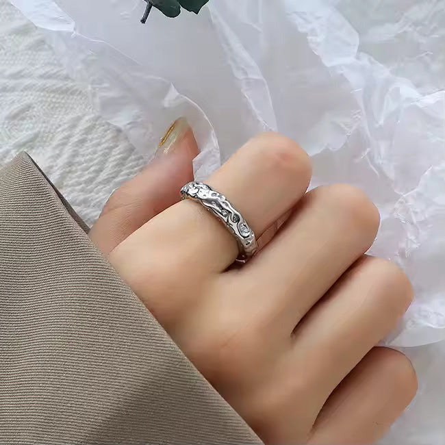 Hammer Circle Ring