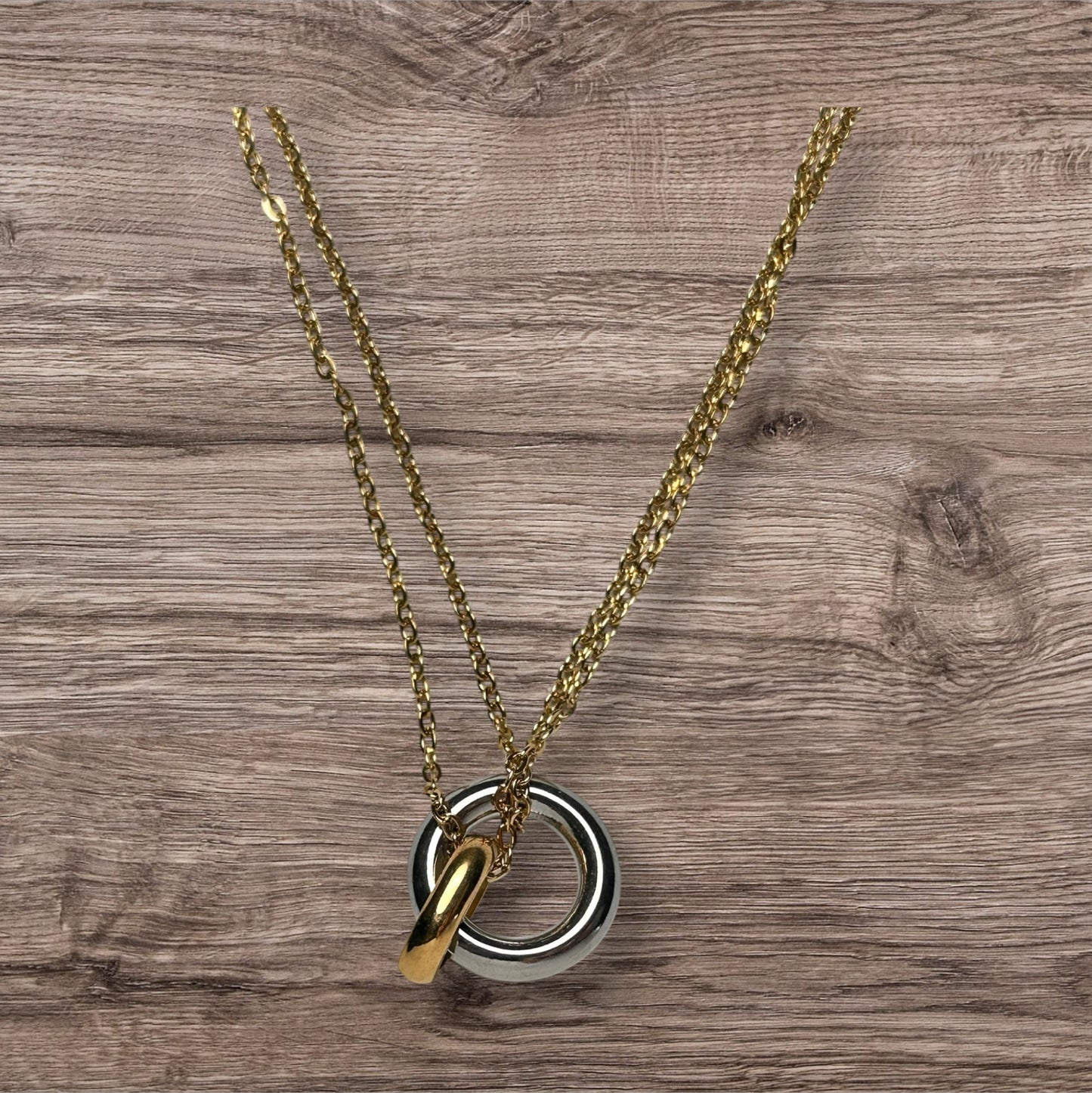 Double Colors Circle Link Necklace