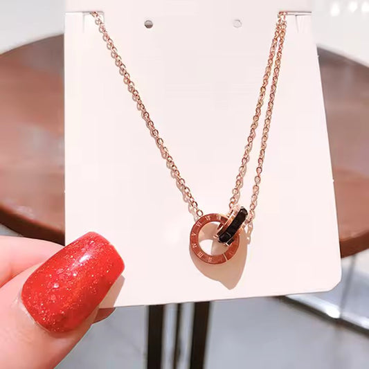 How to Layer Necklaces Like a Pro: The Easy 3-Step Styling Guide