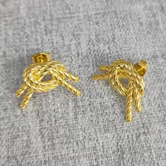 Knot C Shaped Earring 5 styles